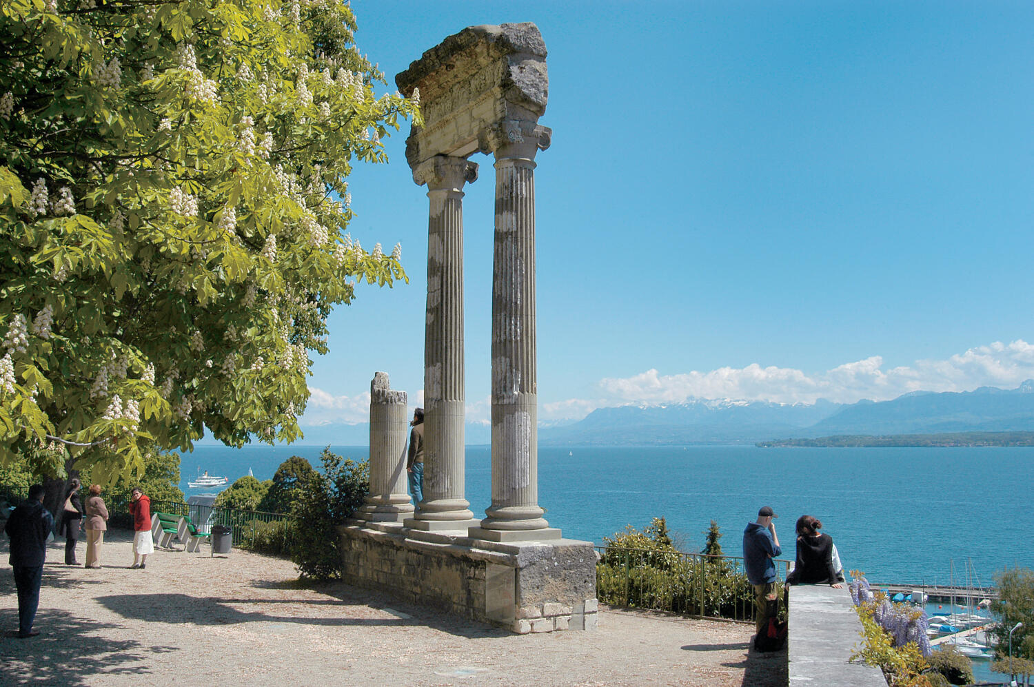 Les Colonnes romaines de Nyon