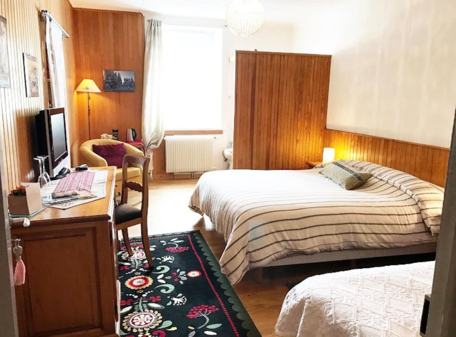 Chambre d’hôtes “La Diligence” – La Cure
